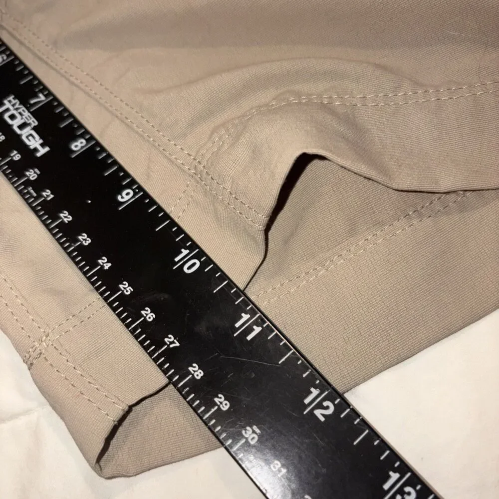 The North Face FlashDry Utility Shorts Men’s & XL T-Shirt Size 38